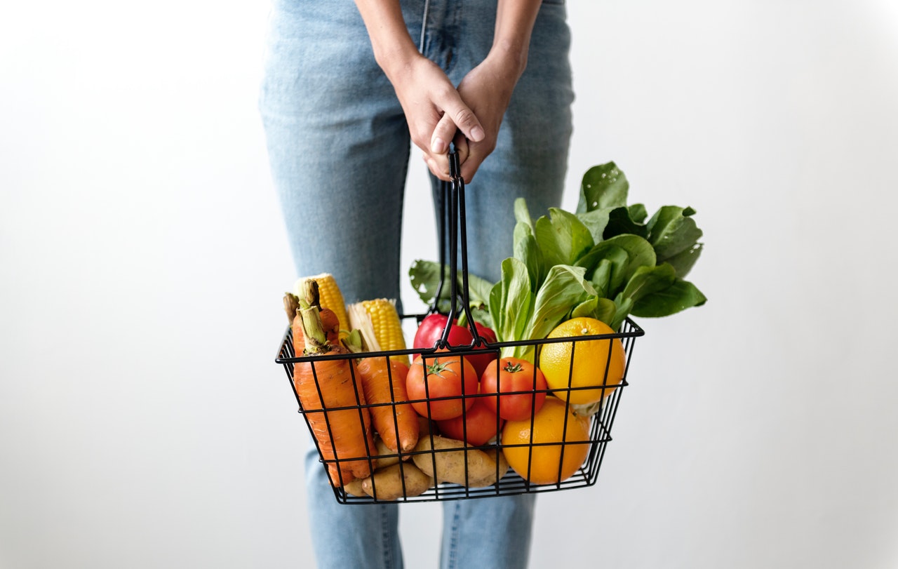 alone basket carrots