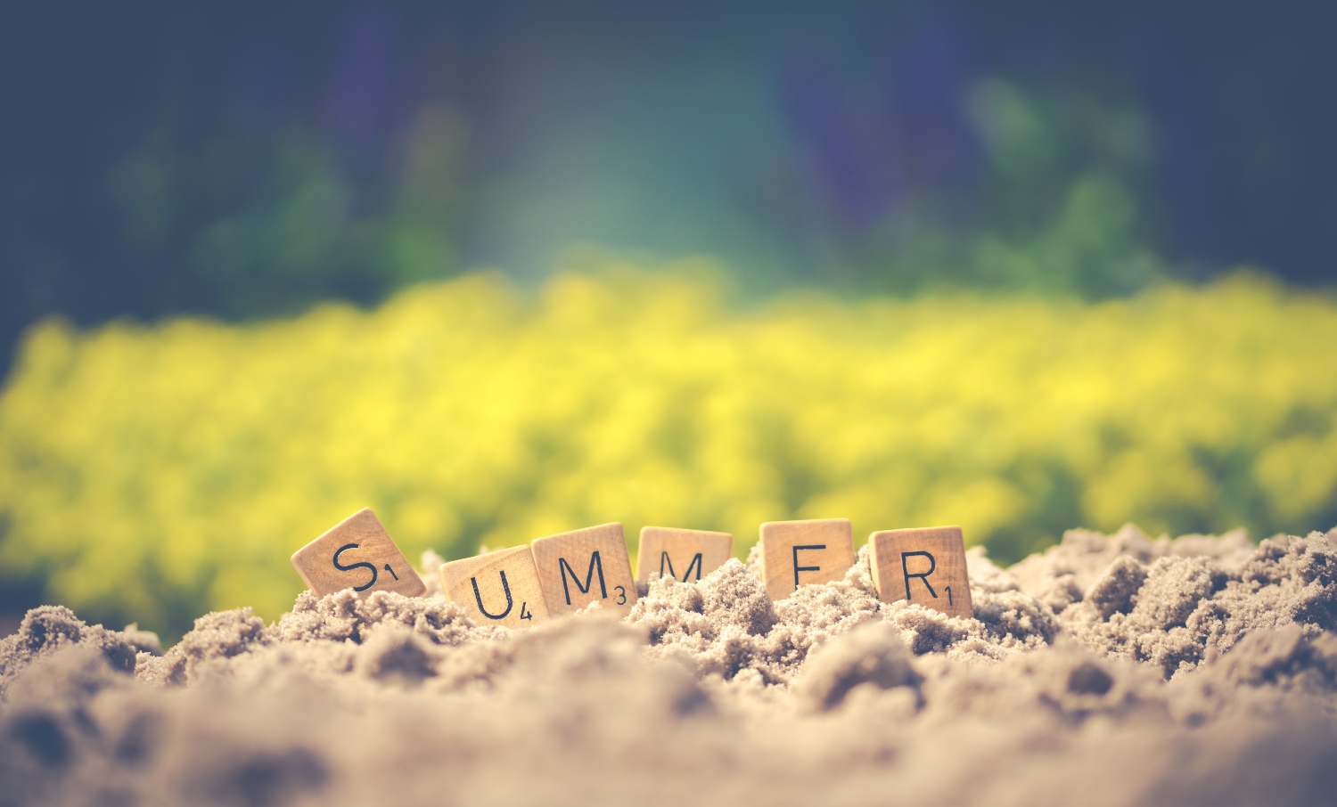 summer letters sand
